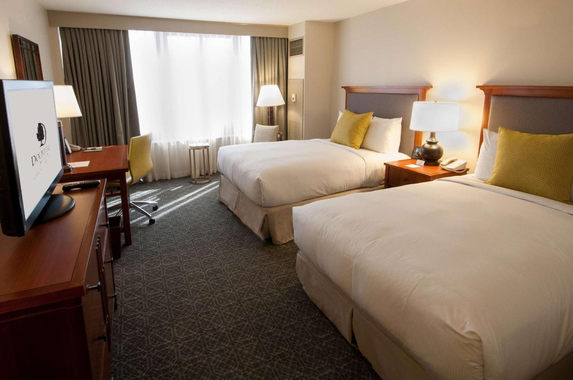 Doubletree By Hilton Chicago - Oak Brook Ξενοδοχείο Εξωτερικό φωτογραφία