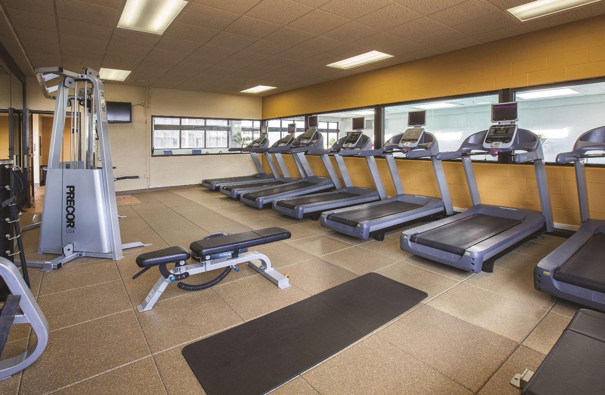 Doubletree By Hilton Chicago - Oak Brook Ξενοδοχείο Εξωτερικό φωτογραφία