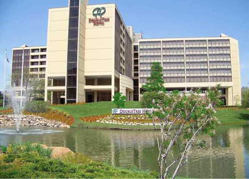 Doubletree By Hilton Chicago - Oak Brook Ξενοδοχείο Εξωτερικό φωτογραφία